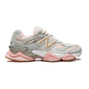 9060 "INSIDE VOICES" SNEAKERS - BABY SHOWER BLUE