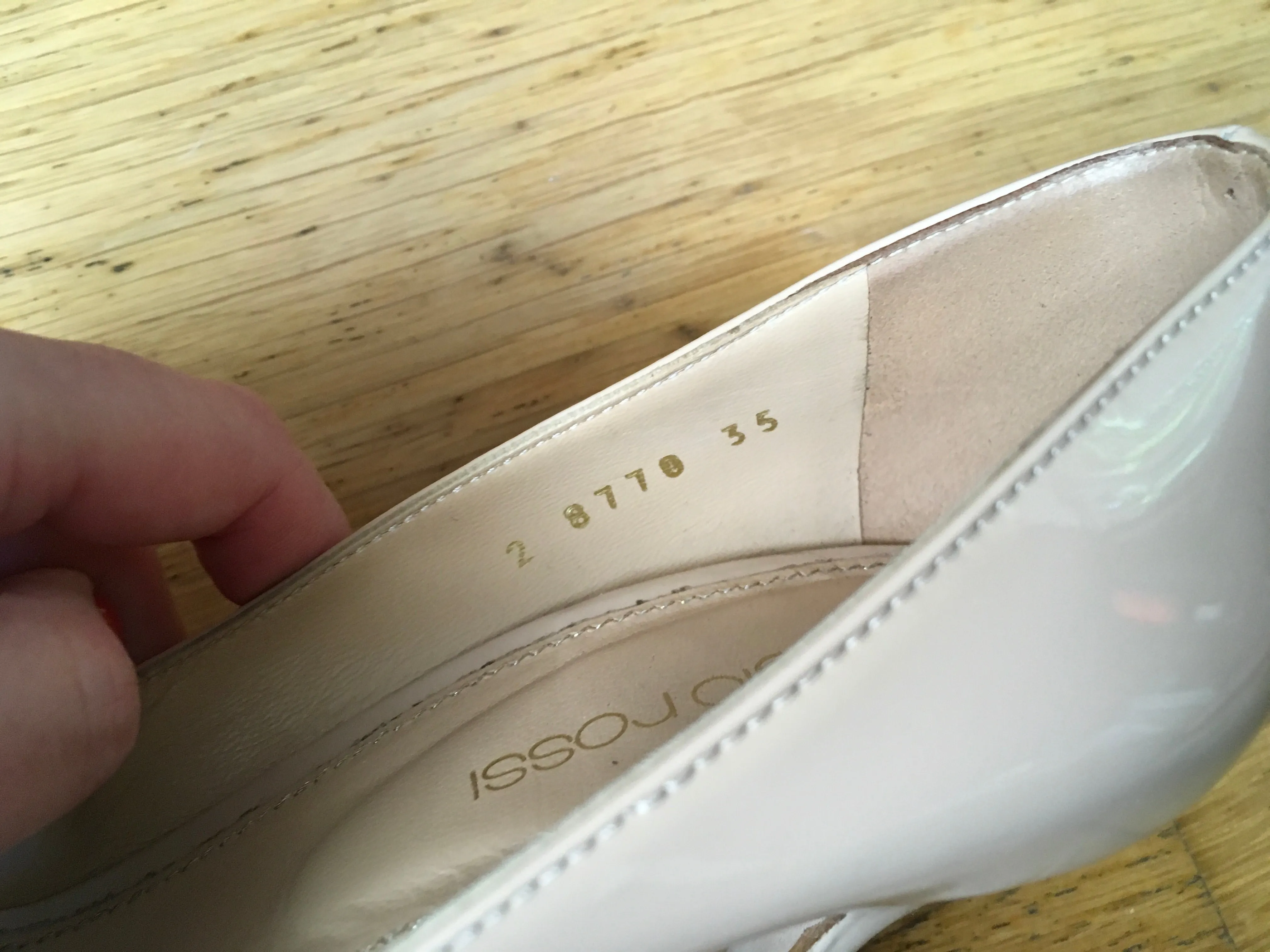 SERGIO ROSSI PATENT PLATFORM BEIGE NUDE LEATHER PUMPS SHOES 35 UK 2 US 5 Ladies