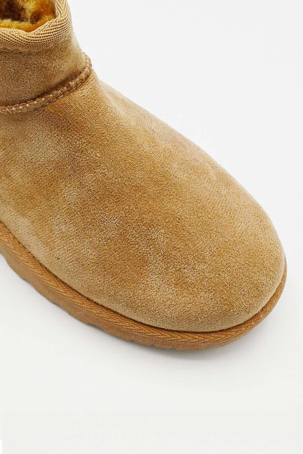 Zeda Small Flatform Faux Fur Ankle Boots in Taupe