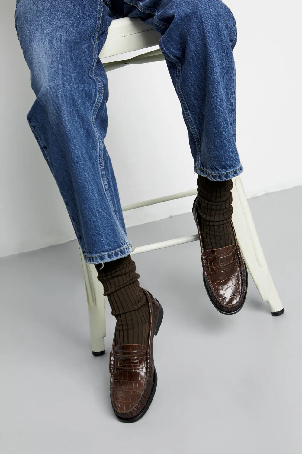 Zoe Loafers in Croc-effect Chocolate Leather